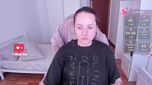 Snapshot of Domina_Deivis chatting on October 29, 2025, 2:38 pm Domina Deivis online show from October 29, 2025, 2:38 pm