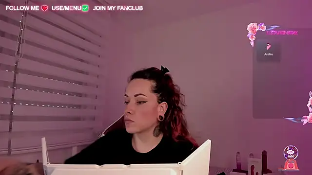 Snapshot of Domina_Deivis chatting on March 12, 2025, 7:02 am Domina Deivis online show from March 12, 2025, 7:02 am