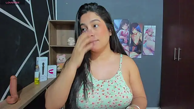 Snapshot of 02megan chatting on January 9, 2025, 1:13 pm 02megan online show from January 9, 2025, 1:13 pm