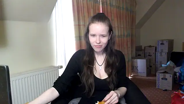 Snapshot of Princess-Lilly chatting on February 3, 2025, 1:40 pm Princess-Lilly online show from February 3, 2025, 1:40 pm