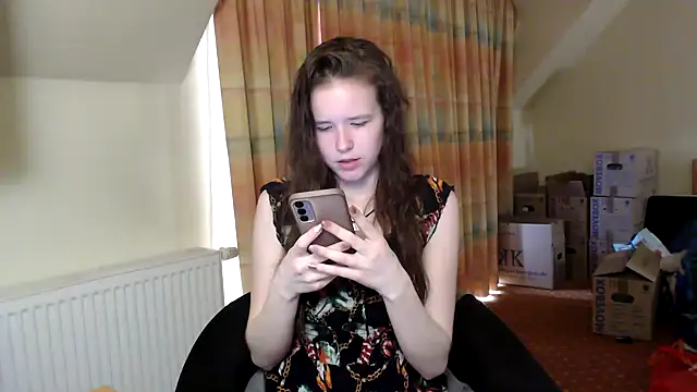 Snapshot of Princess-Lilly chatting on February 4, 2025, 11:16 am Princess-Lilly online show from February 4, 2025, 11:16 am