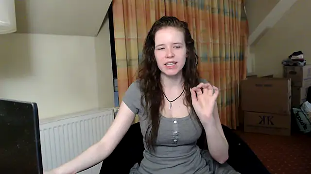 Snapshot of Princess-Lilly chatting on January 21, 2025, 3:15 am Princess-Lilly online show from January 21, 2025, 3:15 am