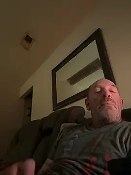 Snapshot of TXCowboy420 chatting on April 15, 2026, 9:48 pm TXCowboy420 online show from April 15, 2026, 9:48 pm