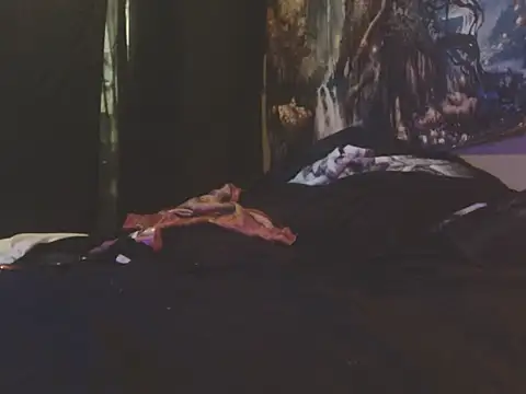 Snapshot of HighCityHoney chatting on February 10, 2025, 5:25 am HighCityHoney online show from February 10, 2025, 5:25 am