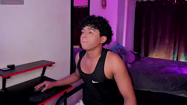 Noah Smith04 online show from October 2, 2025, 7:17 pm