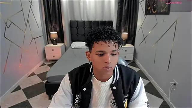 Noah Smith04 online show from February 22, 2025, 1:46 pm