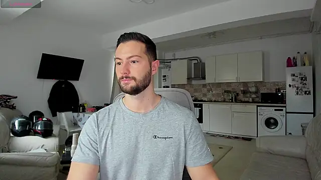 ZackFraser online show from November 6, 2025, 7:12 am