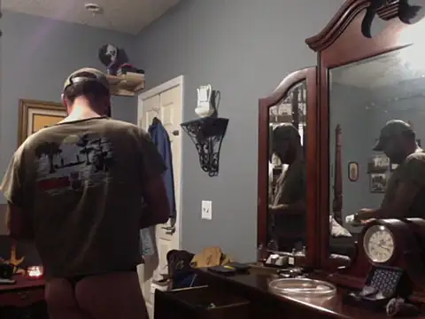 Onesieboy4daddys online show from March 18, 2026, 5:10 am