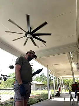 Onesieboy4daddys online show from April 13, 2026, 8:13 pm