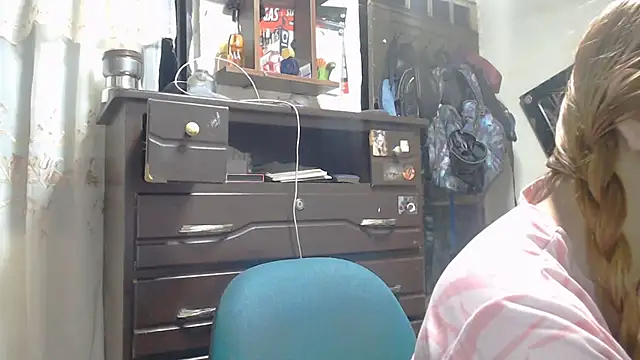 valerivegass online show from May 19, 2026, 12:48 am