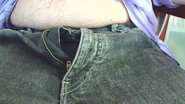 smoothandtiny online show from September 21, 2025, 7:02 am