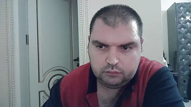 KIZLAZIMYaa online show from May 18, 2026, 10:25 pm
