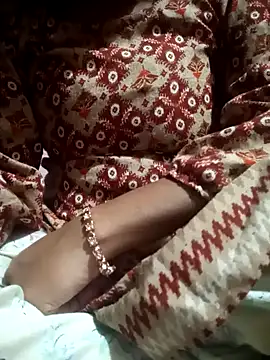 Snapshot of Jyoti-05 chatting on December 25, 2024, 7:13 pm Jyoti-05 online show from December 25, 2024, 7:13 pm