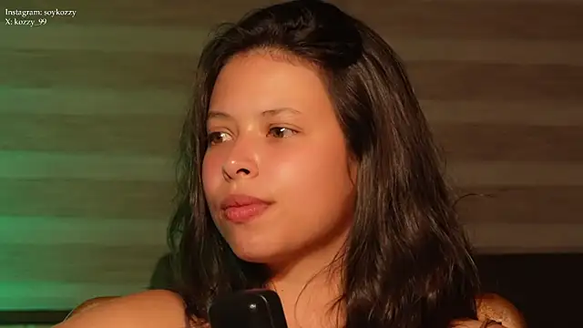 Snapshot of Kozzy_ chatting on February 3, 2025, 5:24 pm Kozzy online show from February 3, 2025, 5:24 pm