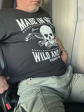 dzhakar online show from April 4, 2026, 7:48 am