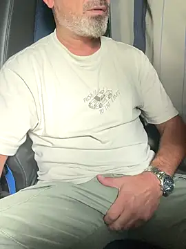 Snapshot of dzhakar chatting on October 8, 2025, 11:12 am dzhakar online show from October 8, 2025, 11:12 am