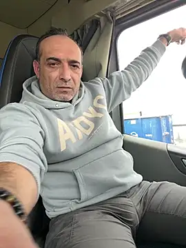 Snapshot of dzhakar chatting on February 10, 2025, 1:22 pm dzhakar online show from February 10, 2025, 1:22 pm