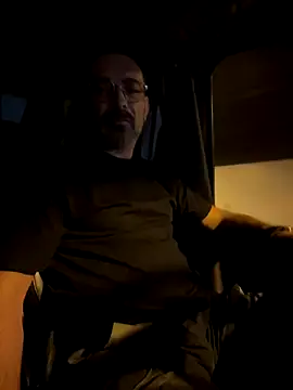 Snapshot of dzhakar chatting on September 26, 2025, 10:22 am dzhakar online show from September 26, 2025, 10:22 am