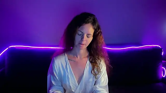 Snapshot of RubyAttwood chatting on February 5, 2026, 2:57 pm RubyAttwood online show from February 5, 2026, 2:57 pm