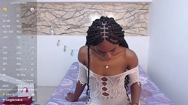 NicholScully online show from March 9, 2025, 12:00 am