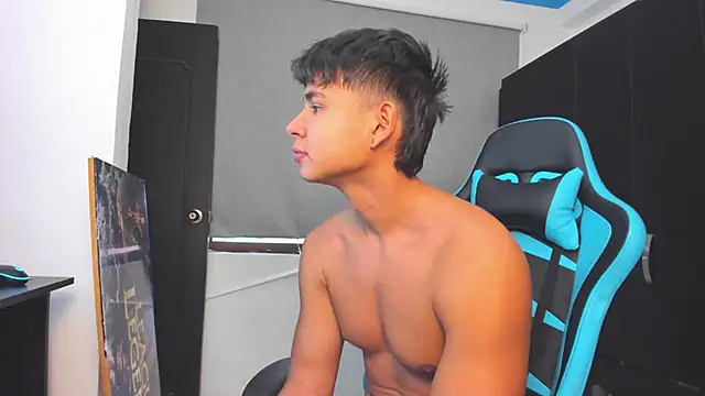 Snapshot of Bray_Kevin chatting on November 3, 2025, 5:27 pm Bray Kevin online show from November 3, 2025, 5:27 pm