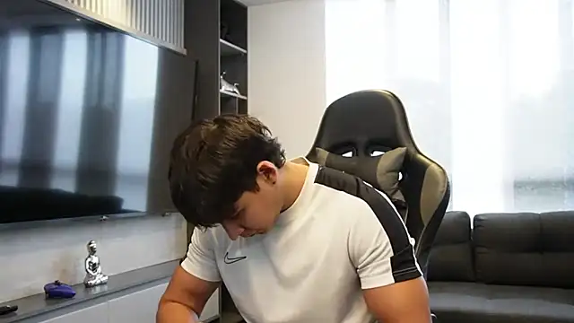 Bray Kevin online show from April 17, 2026, 7:06 pm