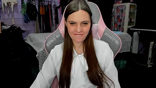 Snapshot of Stroynyash chatting on February 17, 2025, 7:12 pm Stroynyash online show from February 17, 2025, 7:12 pm