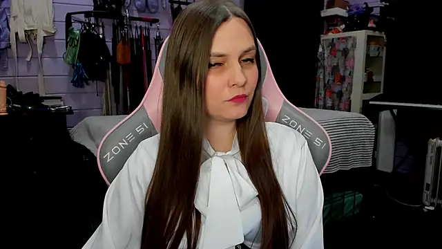 Snapshot of Stroynyash chatting on February 17, 2025, 4:06 pm Stroynyash online show from February 17, 2025, 4:06 pm