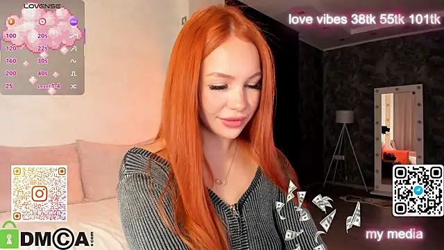 Snapshot of Tracy-Taylor chatting on November 23, 2025, 8:35 am Tracy-Taylor online show from November 23, 2025, 8:35 am