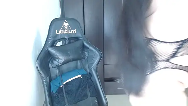 Snapshot of natashasmithe chatting on January 6, 2026, 1:31 am natashasmithe online show from January 6, 2026, 1:31 am