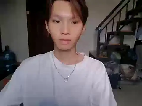 ChenJiaHui2004 online show from October 7, 2025, 5:52 am