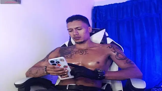 Snapshot of Ryan_coopper chatting on February 10, 2026, 3:05 am Ryan coopper online show from February 10, 2026, 3:05 am