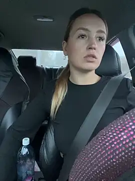 Snapshot of StasyWood chatting on October 23, 2025, 1:15 am StasyWood online show from October 23, 2025, 1:15 am