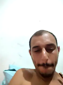 Snapshot of Pauzuudo01 chatting on March 15, 2025, 6:58 am Pauzuudo01 online show from March 15, 2025, 6:58 am