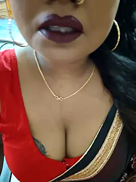 Snapshot of YR-SHIVANI chatting on April 27, 2026, 6:22 am YR-SHIVANI online show from April 27, 2026, 6:22 am