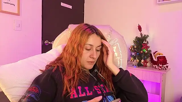 Tiarha online show from November 24, 2025, 4:01 am