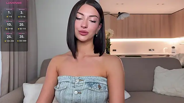 Snapshot of Monika_Taylor17 chatting on November 12, 2025, 5:55 am Monika Taylor17 online show from November 12, 2025, 5:55 am