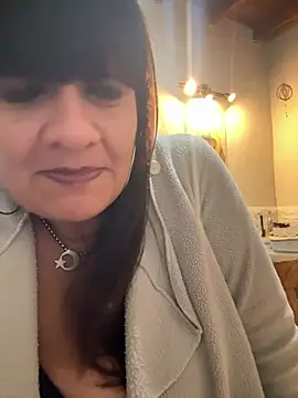 Snapshot of Sensualmente333 chatting on July 7, 2026, 11:58 am Sensualmente333 online show from July 7, 2026, 11:58 am