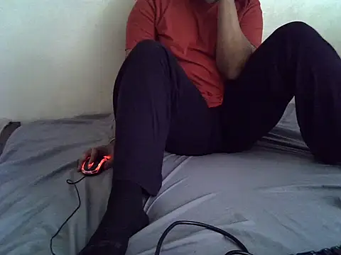 Snapshot of Crystal__Gee chatting on September 10, 2025, 10:14 am Crystal Gee online show from September 10, 2025, 10:14 am