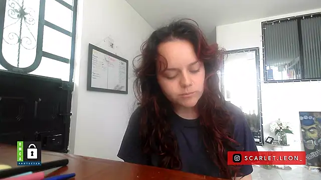 Snapshot of Scarletleon77 chatting on January 19, 2026, 4:00 pm Scarletleon77 online show from January 19, 2026, 4:00 pm