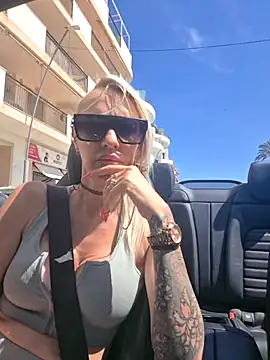 UK Tall Barbie Slut online show from April 21, 2026, 10:33 am