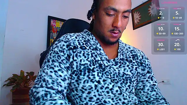 Snapshot of yosoy_enzo2020 chatting on May 17, 2026, 5:40 am yosoy enzo2020 online show from May 17, 2026, 5:40 am