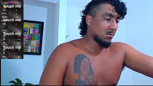 yosoy enzo2020 online show from March 21, 2025, 4:40 pm