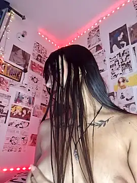 Snapshot of Hot_sophie_ chatting on March 8, 2025, 11:28 pm Hot sophie  online show from March 8, 2025, 11:28 pm