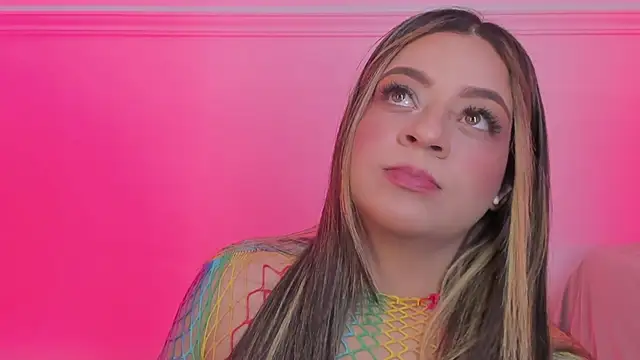 sarah-bonneth online show from April 24, 2026, 1:51 am