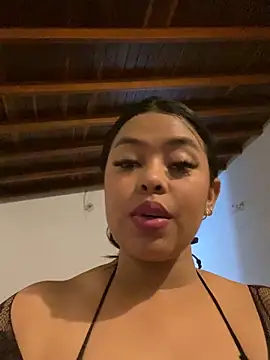 PUSHYLATE online show from March 28, 2026, 11:06 pm