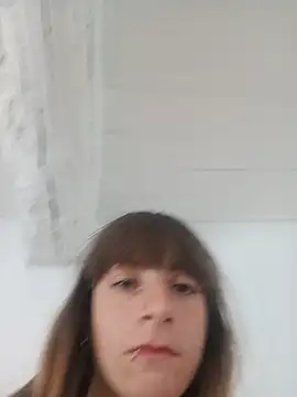 Snapshot of Cristina02 chatting on May 31, 2026, 12:22 pm Cristina02 online show from May 31, 2026, 12:22 pm