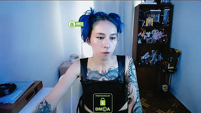 dakota senju online show from December 13, 2024, 7:10 pm