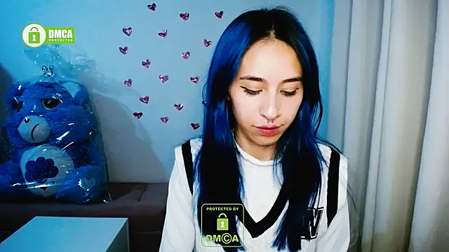 dakota senju online show from February 21, 2025, 3:56 am