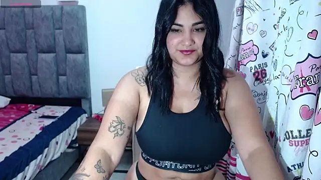 Snapshot of Alicelunaa chatting on February 17, 2025, 5:44 pm Alicelunaa online show from February 17, 2025, 5:44 pm